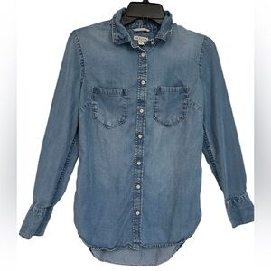Merano Light Blue Denim Chambray Shirt • Size Small